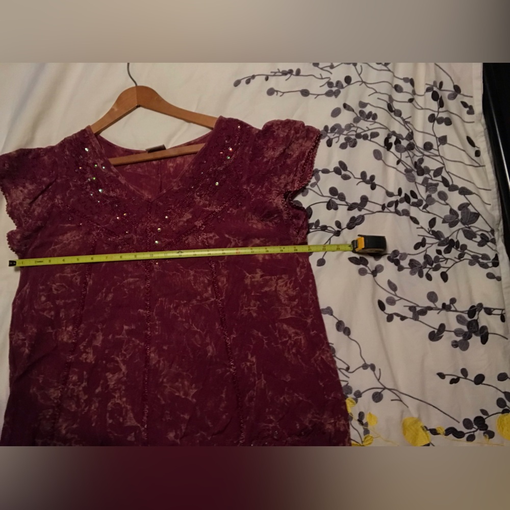 Sleeve Advance Apparels Shirt
Sequins Embellished Plus Size - Picture 5 of 9